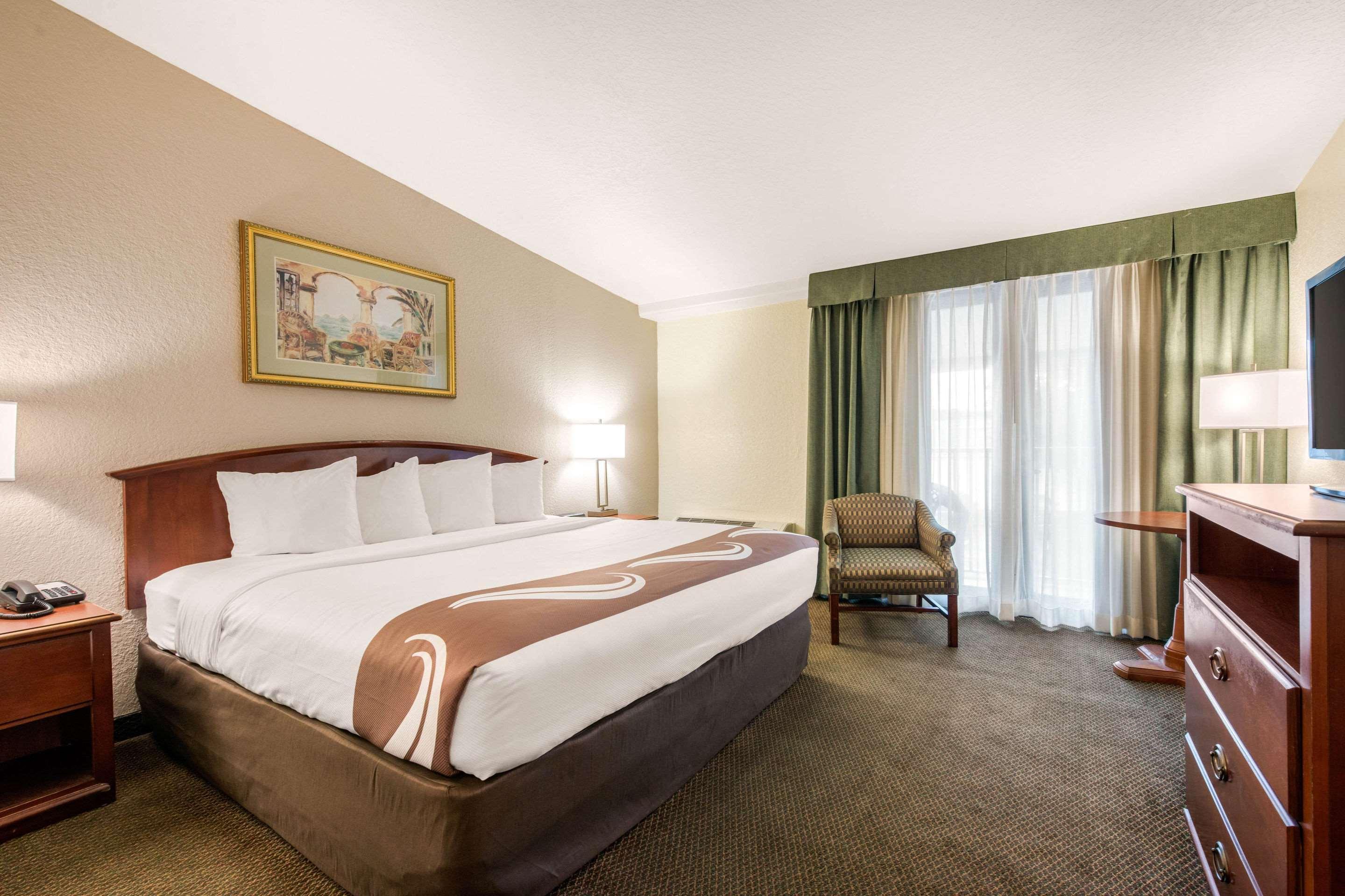 Quality Inn & Suites Tarpon Springs South Εξωτερικό φωτογραφία