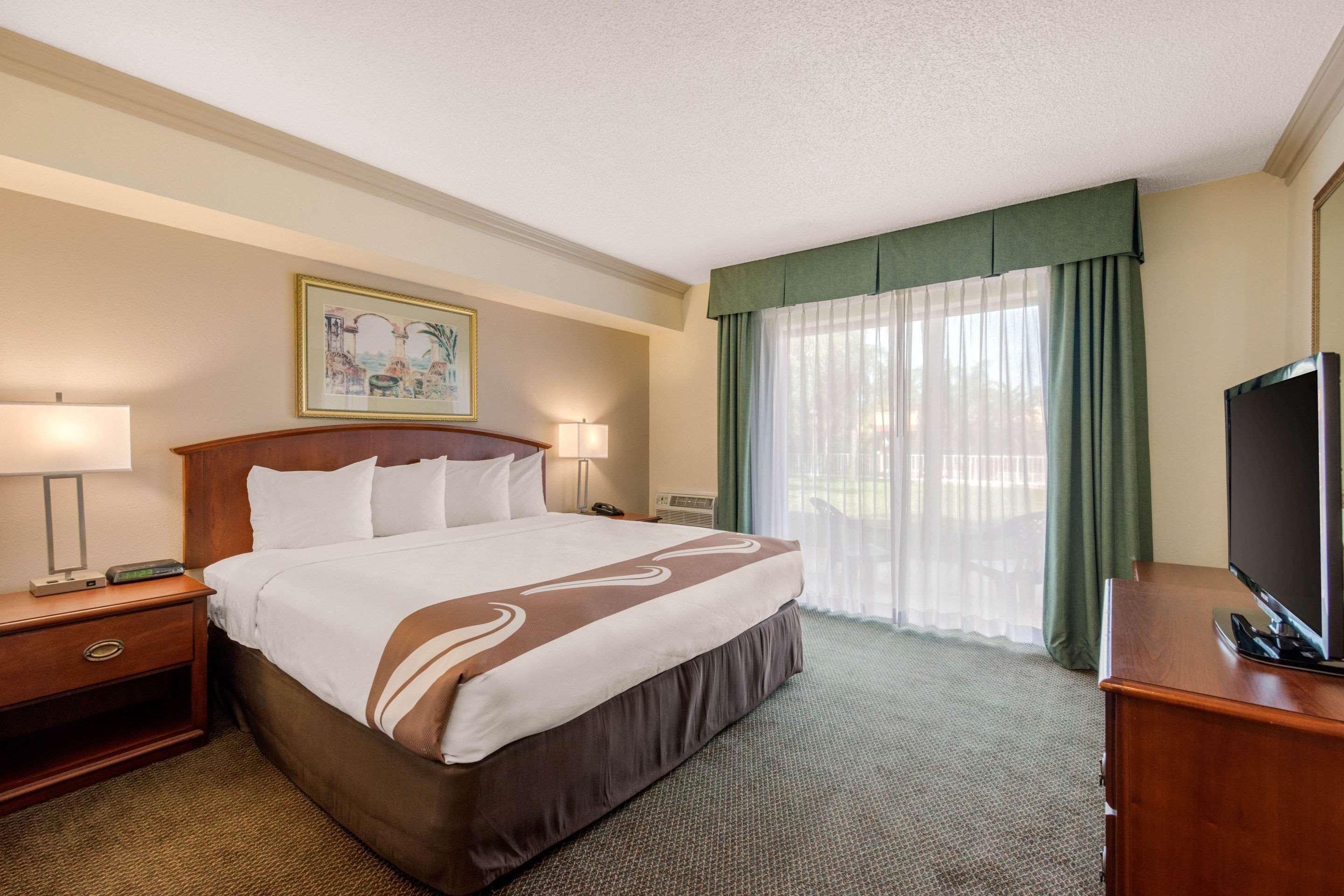 Quality Inn & Suites Tarpon Springs South Εξωτερικό φωτογραφία