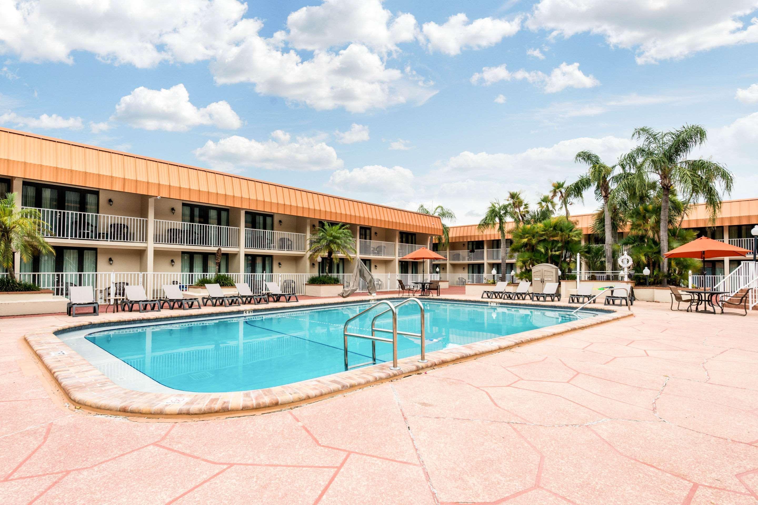 Quality Inn & Suites Tarpon Springs South Εξωτερικό φωτογραφία