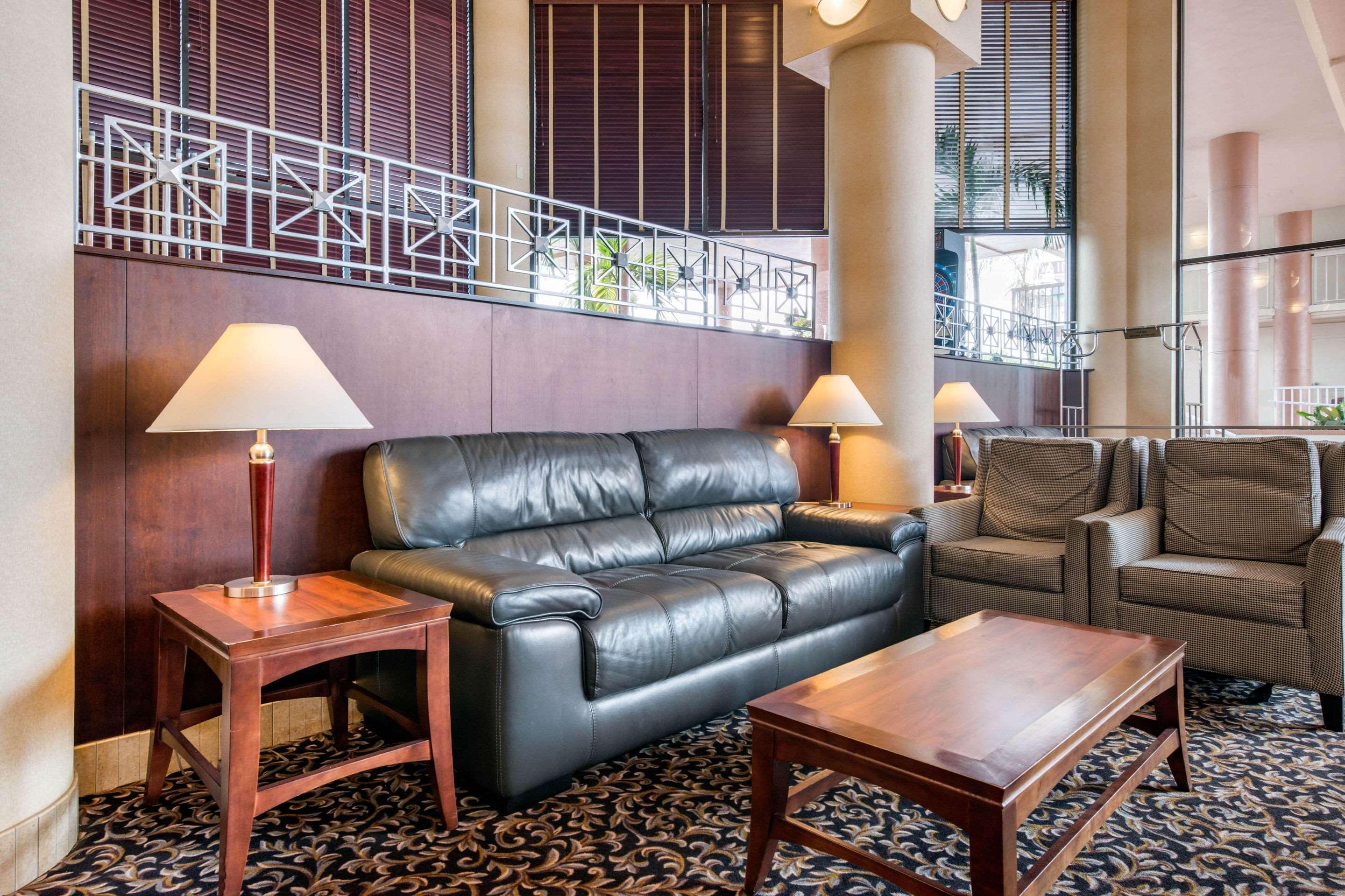 Quality Inn & Suites Tarpon Springs South Εξωτερικό φωτογραφία